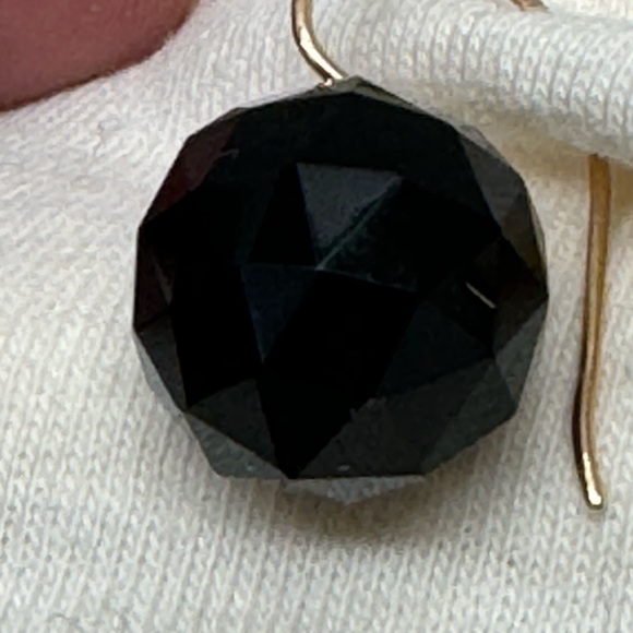 14K Gold Antique Mourning Victorian Black Faceted Earrings c1880 - Picture 4 of 10